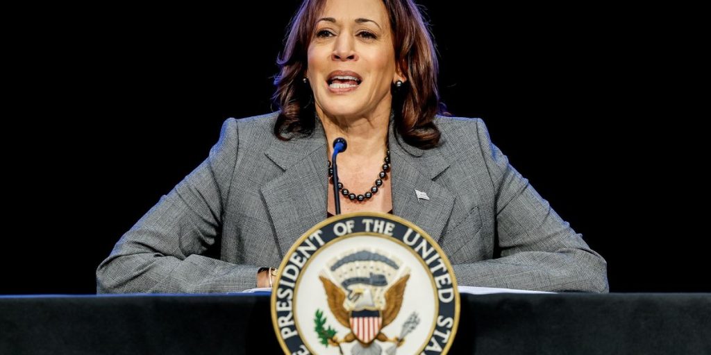 The doubts hovering over the "Kamala option"