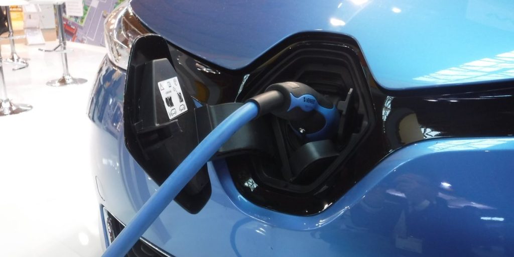 Electric cars, a market in crisis
