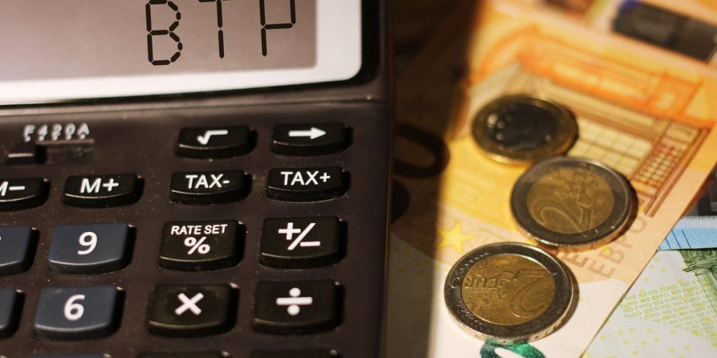 Italians and savings: government bonds are flying