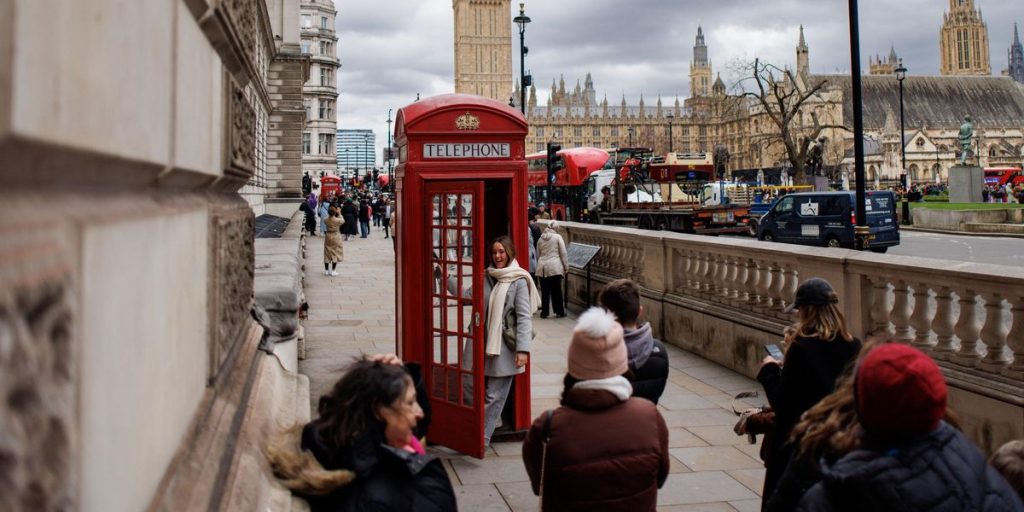 The Conservatives at the test of the elections in England and Wales