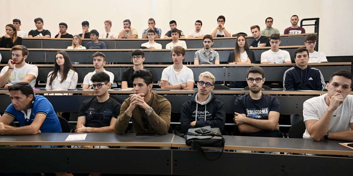 University: here are the things you need to do to have a secure job