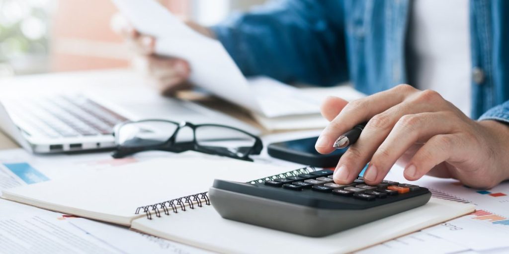 Tax Rebate Cuts: 100 Billion at Stake