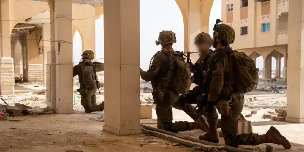 ​Israeli forces have withdrawn from eastern areas of Khan Younis after a 22-day military operation.