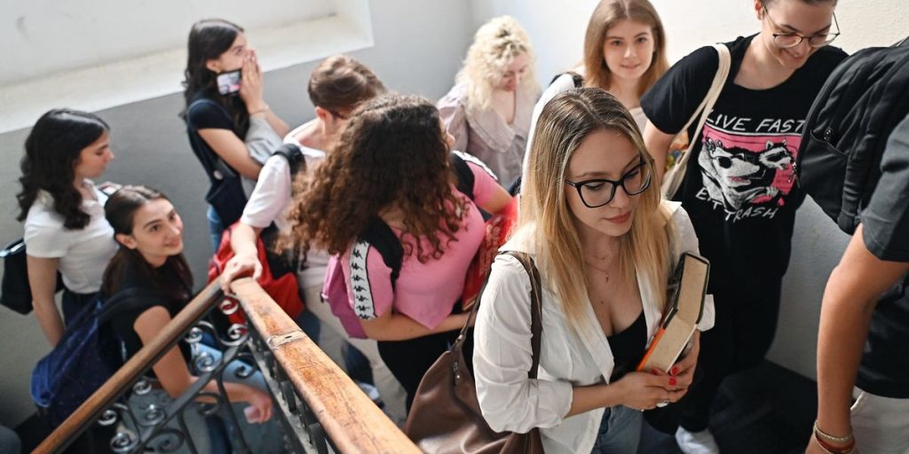Study Loans: 220 Million Euros in Eight Months