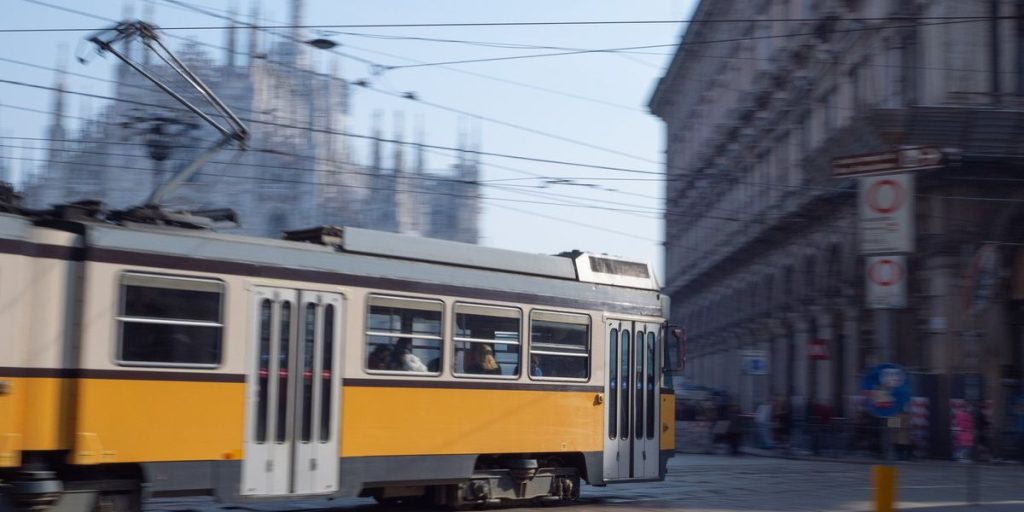 Milan: GDP +8.7% after Covid, but young people and multinationals flee due to the high cost of living