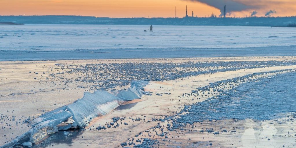 Volga, in the heart of darkness of Russia