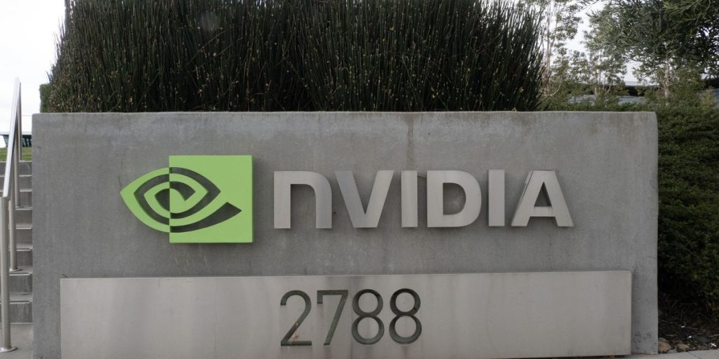 Nvidia booms: AI pushes the numbers but not the title. Record profits and revenues