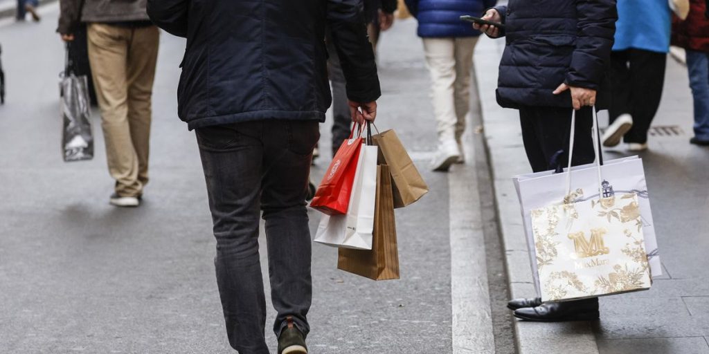 Savings for Christmas: spending on gifts down by 9% in 2024