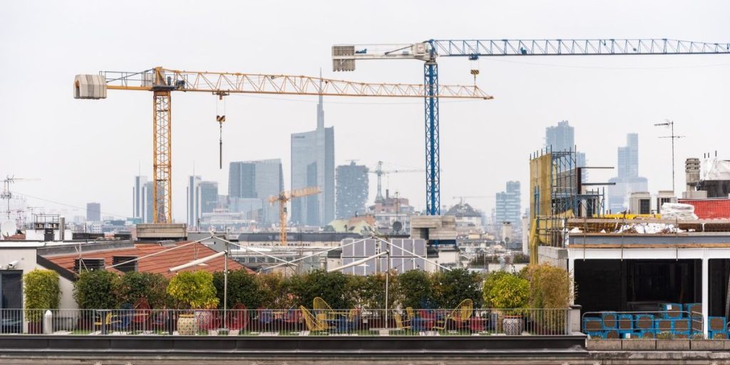 Construction Report: where the Italian genius lives