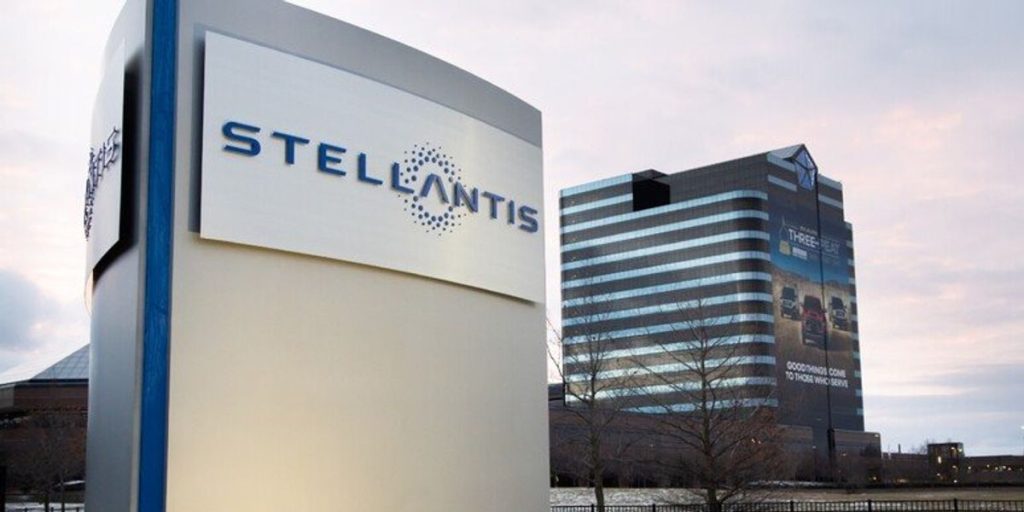 Stellantis: Luca Maestri (ex Apple) in pole position for the post-Tavares