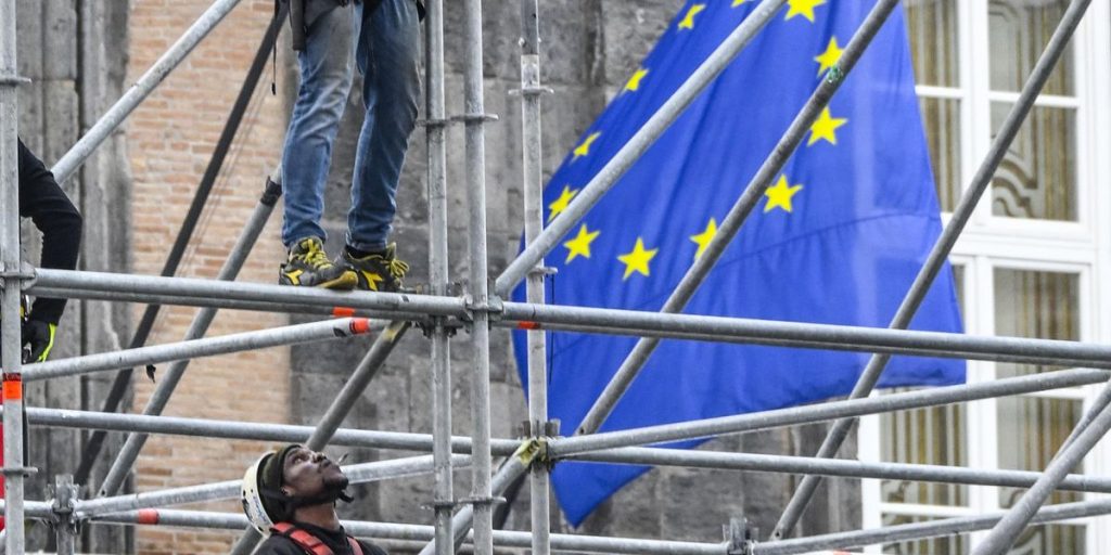 Industrial production in the Eurozone stopped in October: recovery is still far away