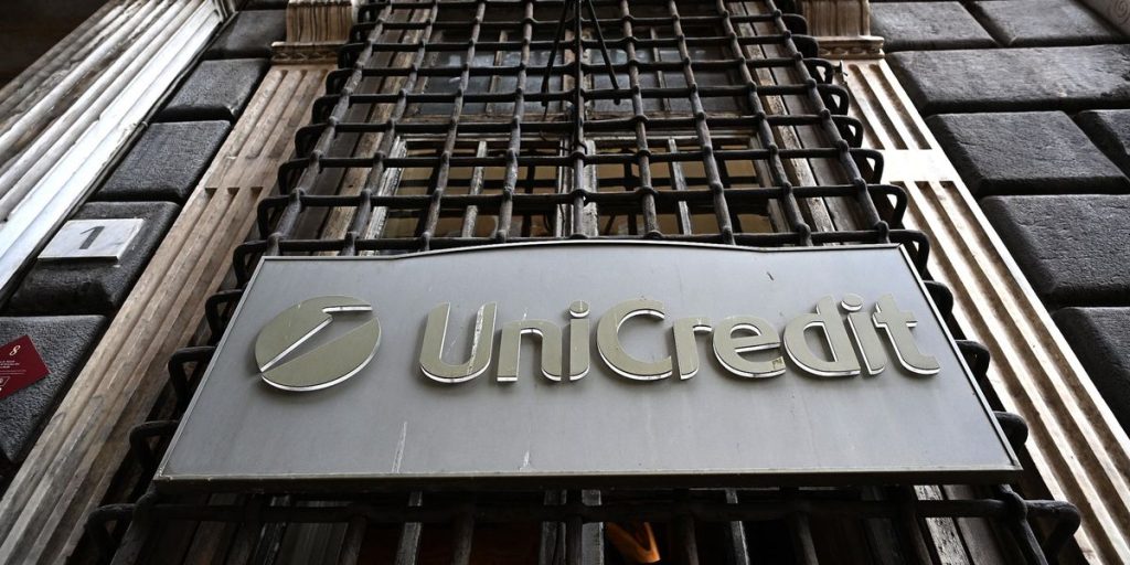 Orcel locks down Commerzbank and prepares for confrontation with the next German government