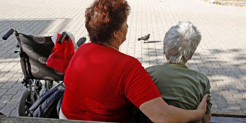 Seniors bonus of 850 euros per month: who is entitled to it and how to request it
