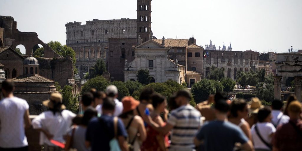 Tourism boom in Italy in 2024: 458 million visitors. Foreign visitors grew by 7.4%.