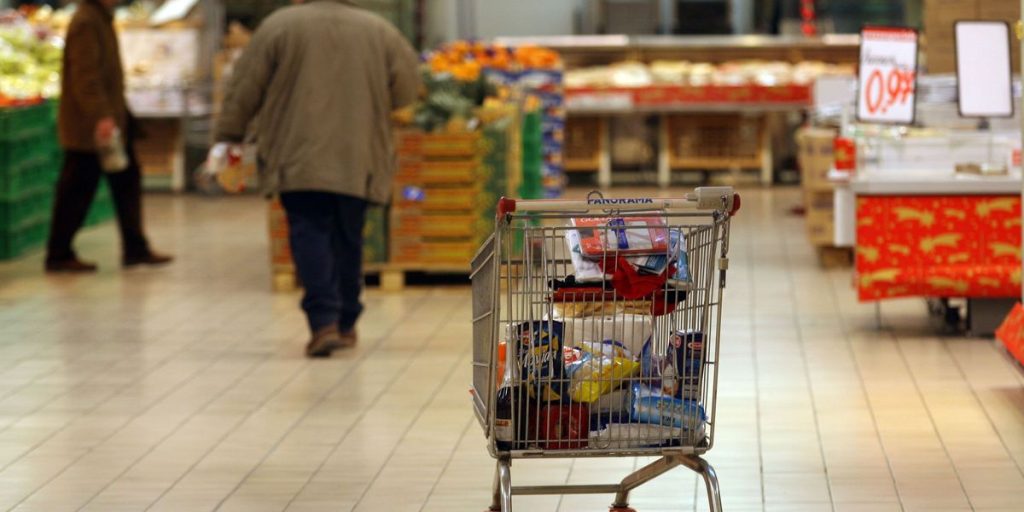 Inflation: rising in Europe and stable in Italy. Brakes the shopping cart