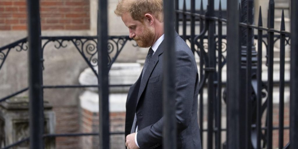 Prince Harry and the agreement with Rupert Murdoch: maxi-compensation to avoid the trial against The Sun