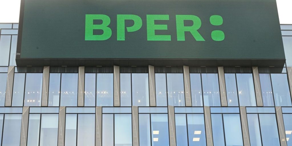 Italian bank risk: Bper Lancia offer on Popolare di Sondrio. Unipol comes into play.