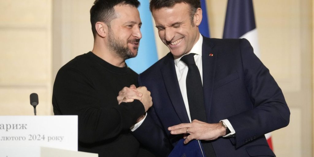 Ukraine: today summit of European countries in Paris