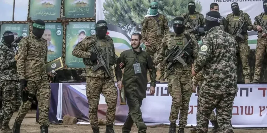 Israel suspends the release of Palestinian prisoners