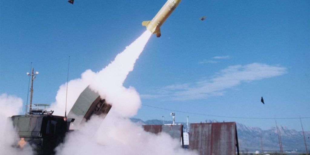 The United States suspend all military aid to Ukraine