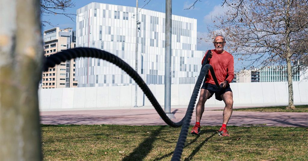 Strength Training Coud Help Older Adults Overcome Insomnia