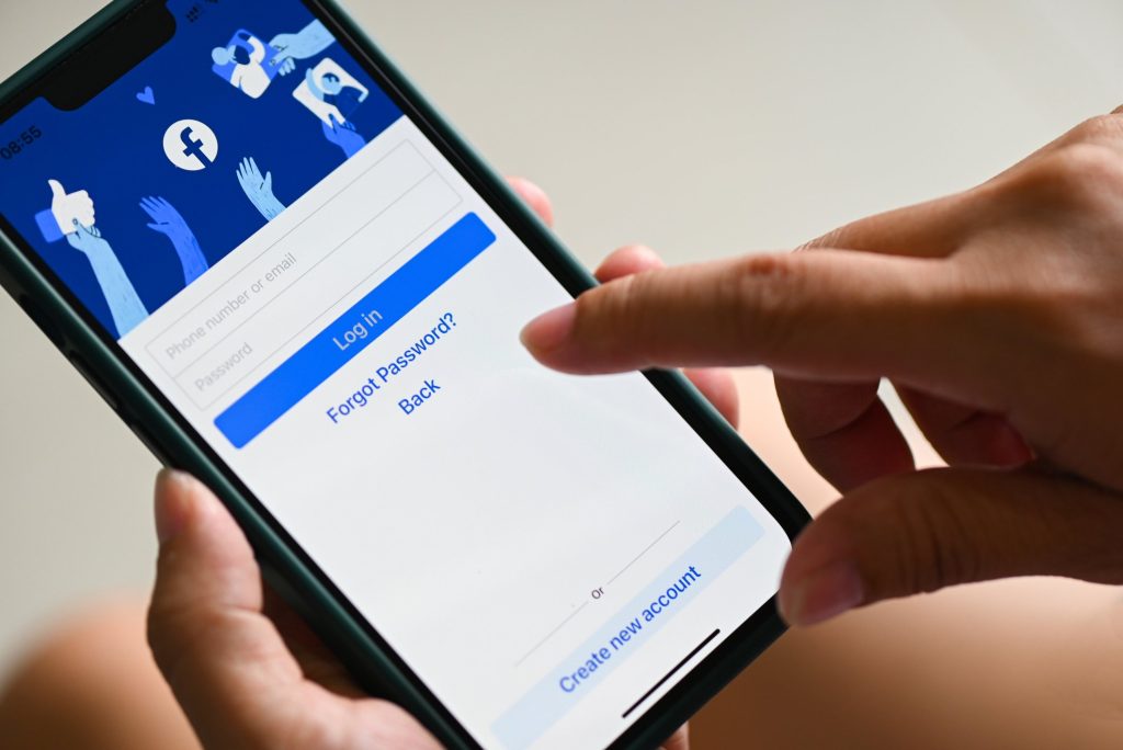 Meta userà i nostri dati per allenare l’IA: ecco come opporsi