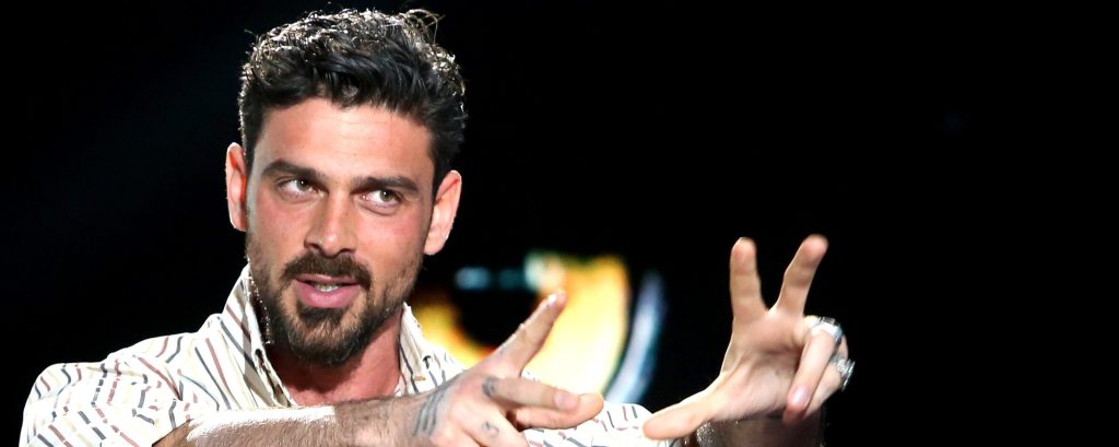 Da Morrone ceffone da Oscar alla sinistra