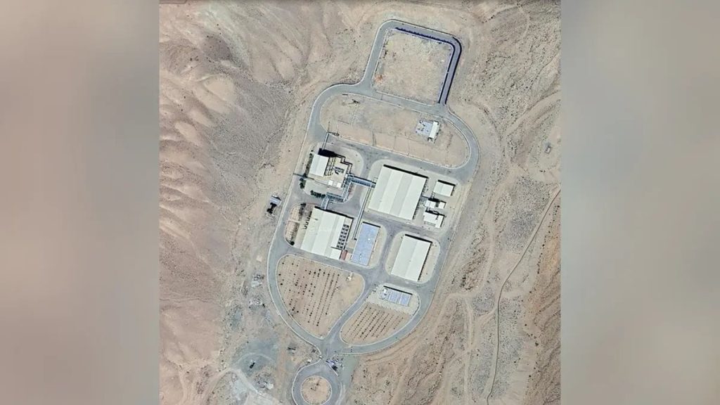 Allarme nucleare: scoperto in Iran un sito segreto grazie a immagini satellitari