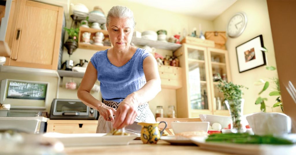 Mediterranean Diet May Help Lower Breast Cancer Risk, Specially Postmenopause