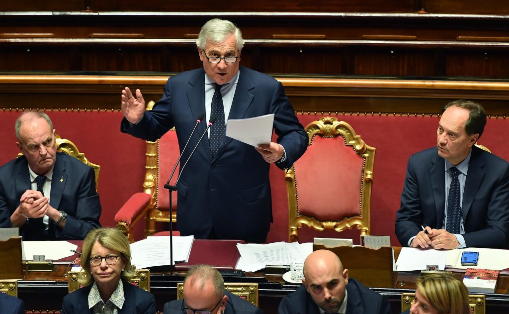 A Gaza continuano i raid, Tajani in Senato: “Supporto italiano a missione di pace dei Paesi arabi”