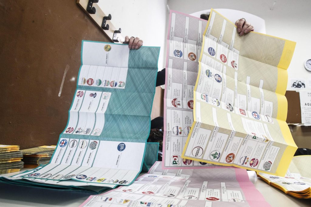 Gli ultimi sondaggi: le intenzioni di voto