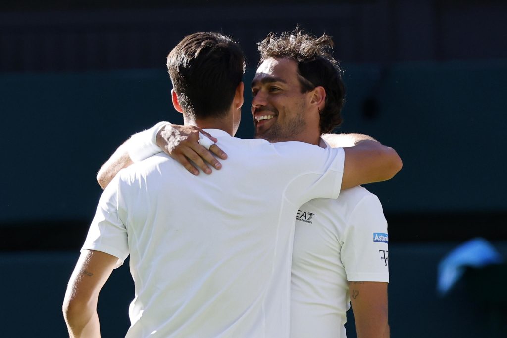 Fognini, ultimo atto a Wimbledon con l’applauso di Alcaraz