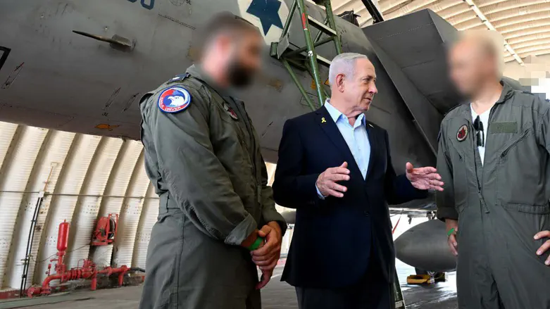 Benjamin Netanyahu: «Israele controlla i cieli di Teheran». Ecco le prossime mosse.