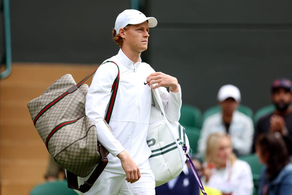 Wimbledon, le rigide regole del dress code dei campioni