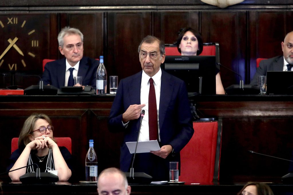 Beppe Sala cerca l’approvazione in Consiglio comunale: “Le mie mani sono pulite”