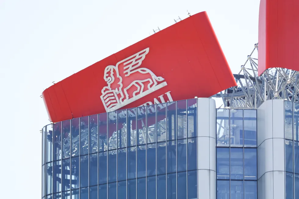 Troppo caldo? Non solo le insegne si sciolgono: anche qualche cervello