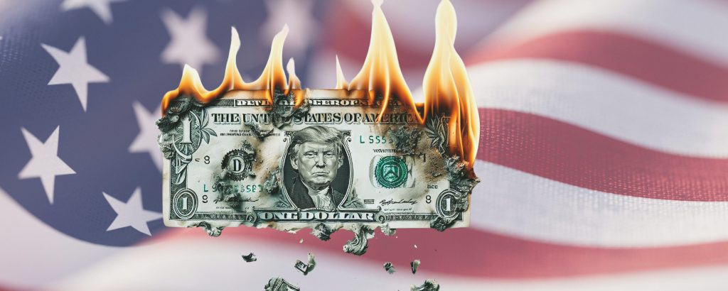 L’estate del mini dollaro: Trump e la svalutazione strategica per spingere l’economia Usa e colpire la Cina