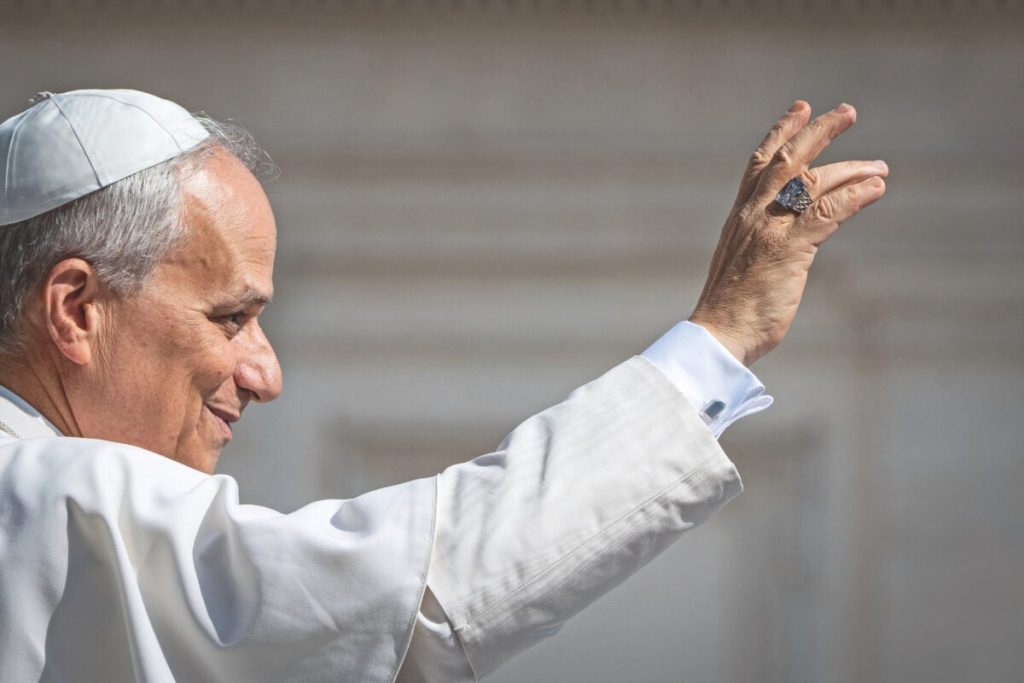 La nuova Chiesa di Prevost: fine dell’era Bergoglio, la svolta in Vaticano che fa tremare i cardinali