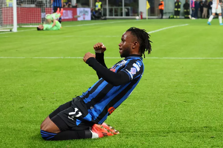Via alla serie A col calcio mercato aperto. Tutte le big a caccia dell’ultimo colpo