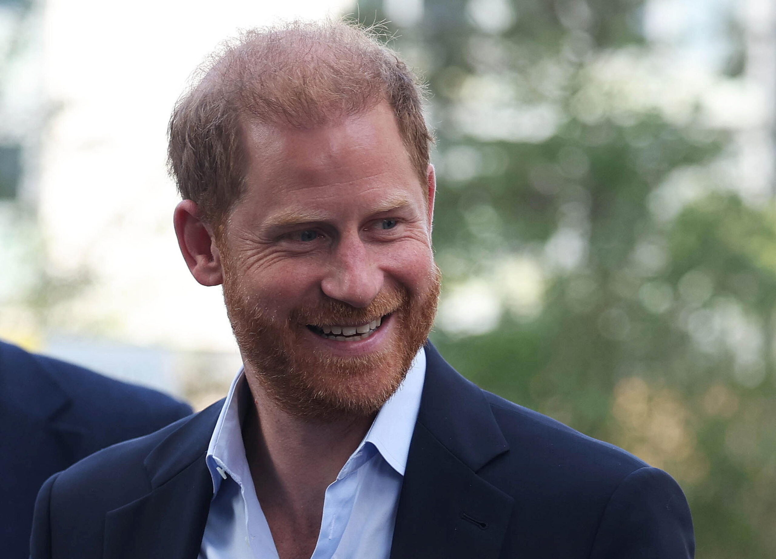 Carlo e Harry d’Inghilterra, la pace è (quasi) fatta
