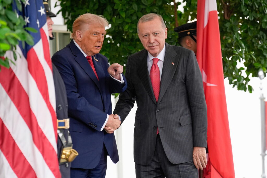 La pressione di Trump su Mosca passa da Erdogan