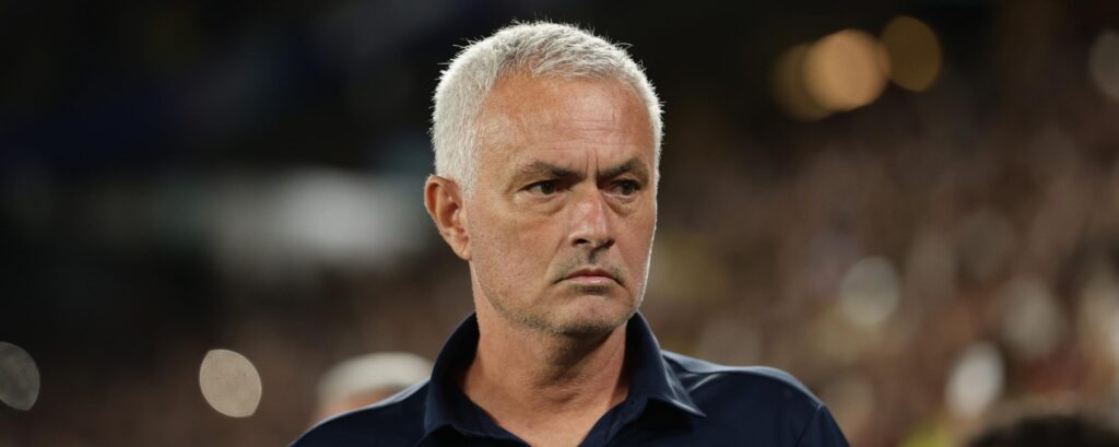 Mourinho è sempre di moda: va sulla panchina del Benfica