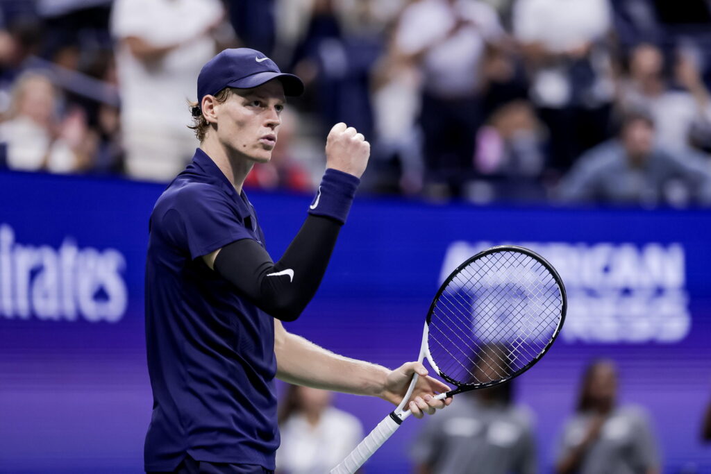 Sinner e Cobolli danno spettacolo Gran tennis, alla fine vince Jannik