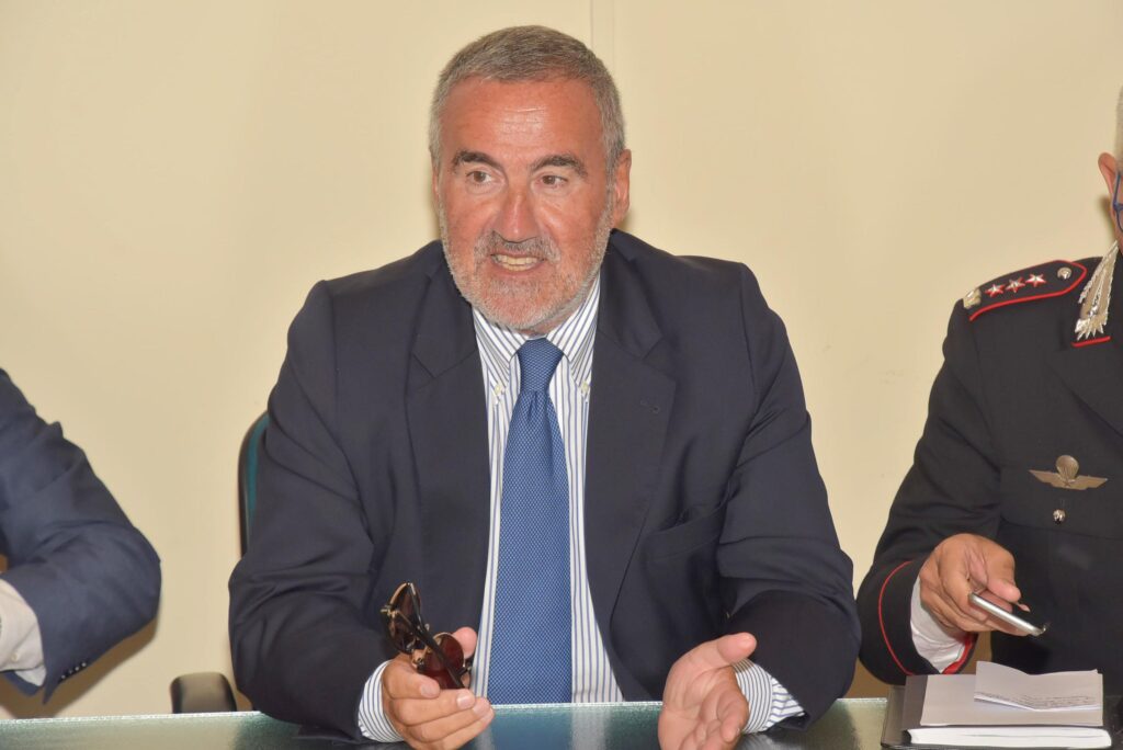 Garlasco: il metodo «Squadretta» con i politici. «Soffiate e blitz per dettare legge»