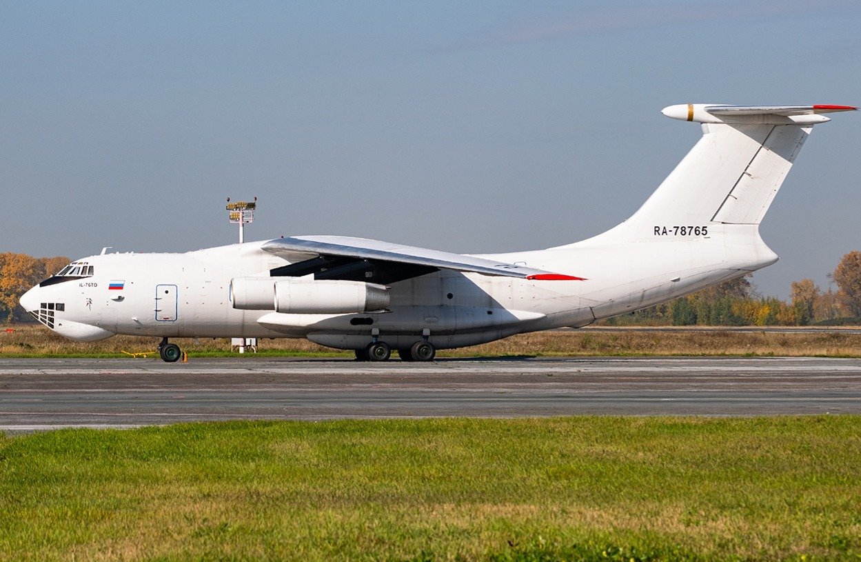Aereo russo misterioso tra Venezuela, Cuba e Nicaragua: i servizi segreti seguono la rotta del cargo del CremlinoVoli segreti dalla Russia al Venezuela