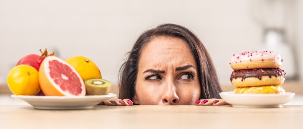 Il tramonto del cibo spazzatura: l’Italia riscopre la dieta mediterranea e dice addio ai cibi ultraprocessati