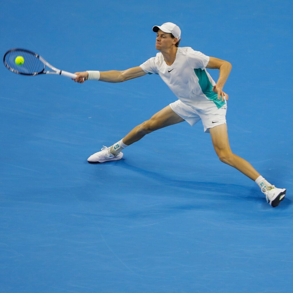 Il tennista perfetto? Un po’ di Sinner, un po’ di Alcaraz, un tocco di Djokovic e… Alexander Bublik!