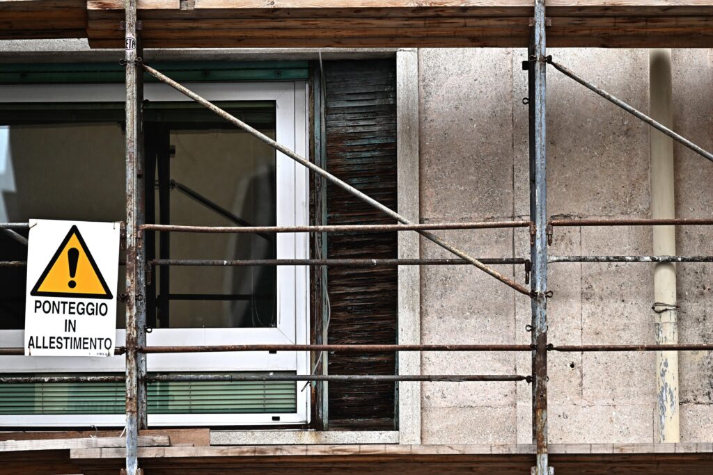 Salva Casa: in Manovra addio alla doppia conformità e maxi-sconto sulle sanzioni