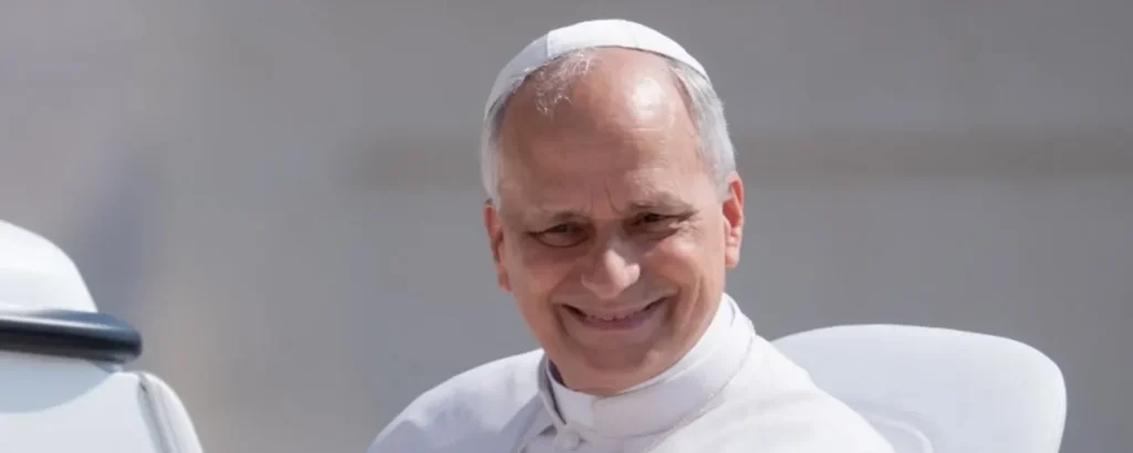 Leone XIV come non lo conoscete: nel documentario «Leo From Chicago» l’uomo che si cela dietro il Papa