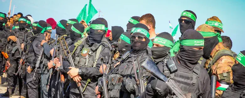 Allarme in Europa: Hamas pronta ad attaccare il Vecchio continente con armi nascoste e miliziani jihadisti